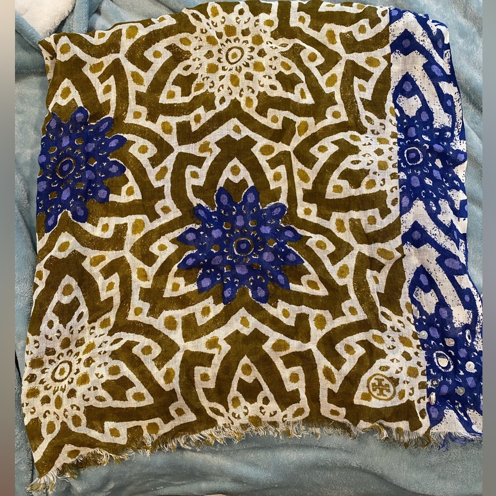 NWT Tory Burch Orion Embellished Scarf